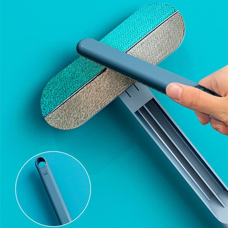 Brush your dog with a handy brush for less hair and cleaner windows! - My Store